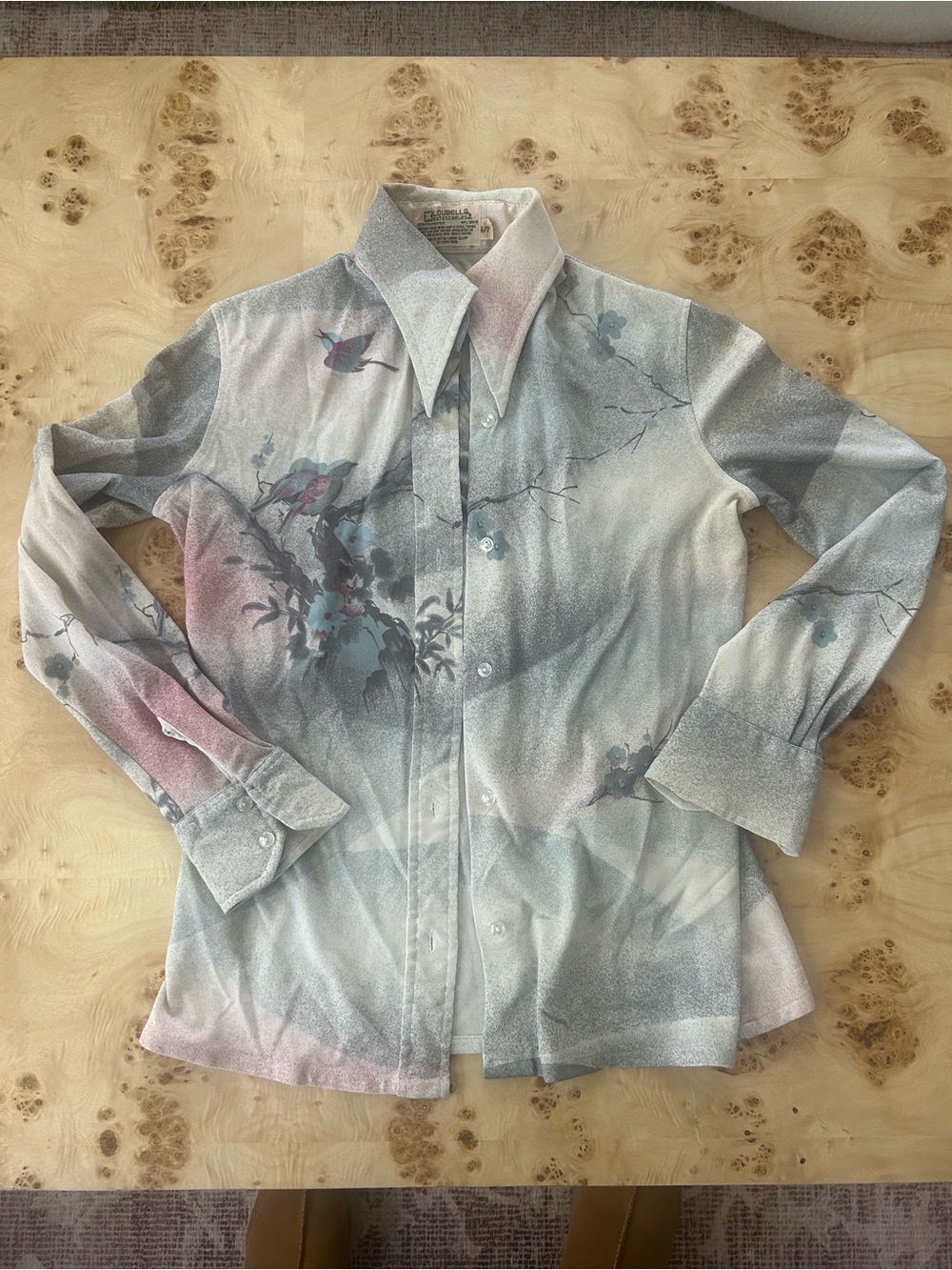 Vintage Loubella’s Extendables 100% Polyester Asian Motify Blue/Pink Button Up